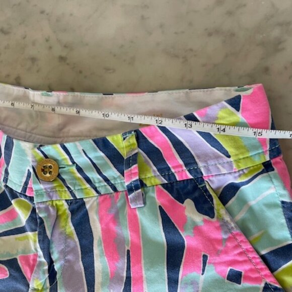 LILLY PULITZER Callahan Shorts Indigo Sea Dream 4 - Picture 14 of 16